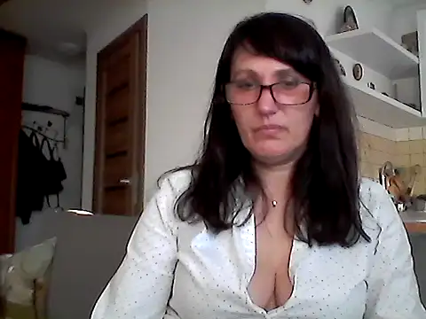 Elena48324 online show from April 23, 2026, 4:53 pm