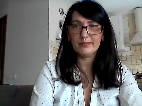 Snapshot of Elena48324 chatting on May 9, 2026, 12:54 pm Elena48324 online show from May 9, 2026, 12:54 pm
