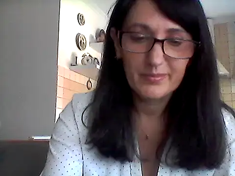 Snapshot of Elena48324 chatting on June 18, 2026, 9:58 am Elena48324 online show from June 18, 2026, 9:58 am