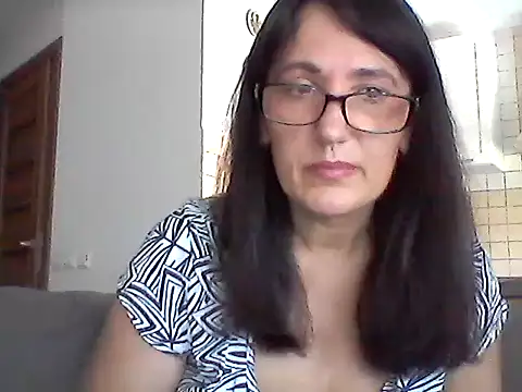 Snapshot of Elena48324 chatting on June 26, 2026, 10:08 am Elena48324 online show from June 26, 2026, 10:08 am