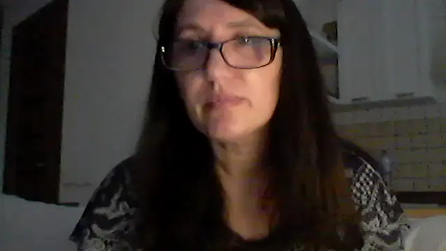 Snapshot of Elena48324 chatting on July 2, 2026, 5:08 pm Elena48324 online show from July 2, 2026, 5:08 pm