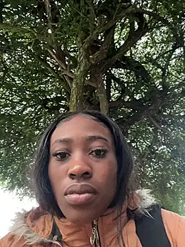 Skylar Smith  online show from February 3, 2026, 11:48 am