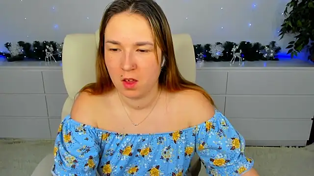 Snapshot of Sofii_darling chatting on January 12, 2026, 5:29 pm Sofii darling online show from January 12, 2026, 5:29 pm