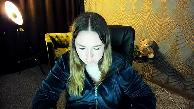 Sofii darling online show from April 19, 2026, 6:10 pm