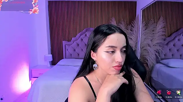 Snapshot of Starbutterflyy_ chatting on May 26, 2026, 5:14 am Starbutterflyy online show from May 26, 2026, 5:14 am
