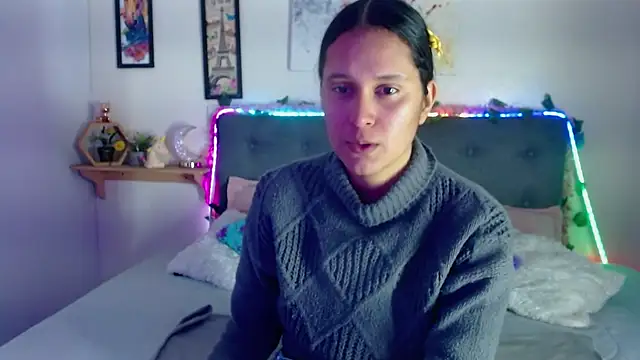 valentini villa online show from December 5, 2025, 7:10 pm