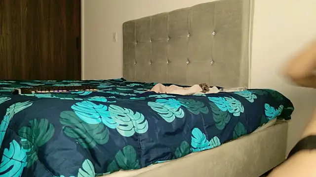 Alexandraa Gomez online show from February 27, 2026, 9:04 pm