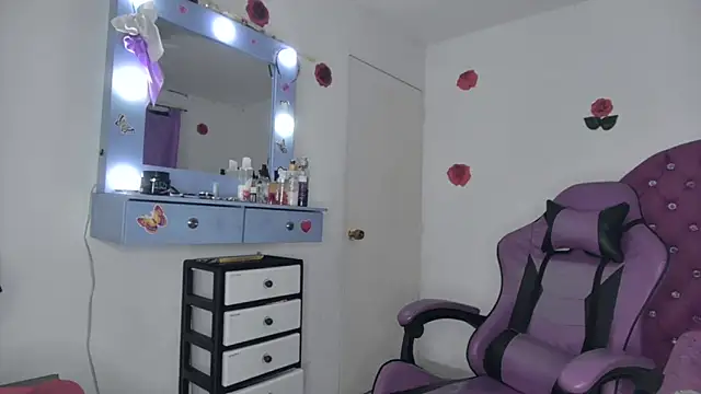 soffy rosses online show from April 11, 2026, 1:54 am