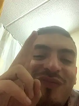 Snapshot of malek_xarx_ chatting on November 19, 2025, 1:49 am malek xarx online show from November 19, 2025, 1:49 am