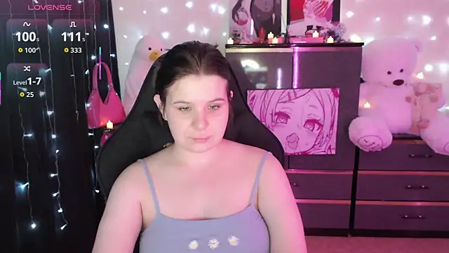 AmyVibess online show from October 4, 2025, 8:07 pm