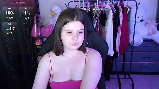 AmyVibess online show from April 10, 2026, 8:02 pm