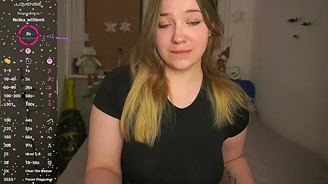 CuteSharloti online show from February 15, 2026, 5:09 pm