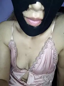 Snapshot of Maya_6 chatting on September 25, 2025, 8:23 pm Maya 6 online show from September 25, 2025, 8:23 pm