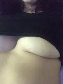 agusttt2667 online show from January 6, 2026, 10:23 pm