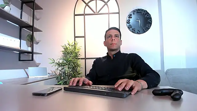 Dustin Sonne online show from November 10, 2025, 3:38 am