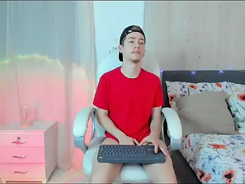 ThiagooJames online show from January 16, 2026, 4:05 am