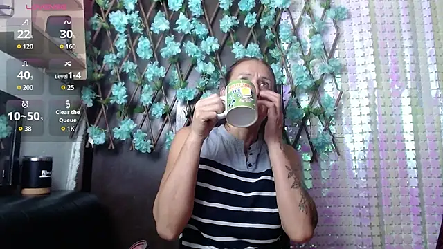 darling hott online show from September 27, 2025, 11:37 am