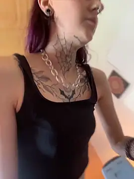 Seductively4 20 online show from April 8, 2026, 8:25 am