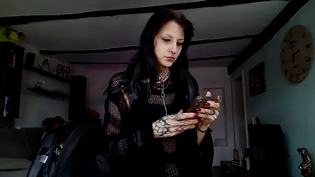 Snapshot of Seductively4_20 chatting on July 4, 2026, 8:09 am Seductively4 20 online show from July 4, 2026, 8:09 am