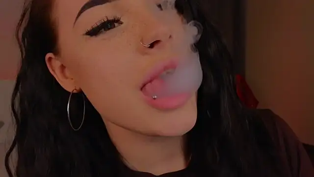 honey     bunny online show from April 19, 2026, 10:14 am