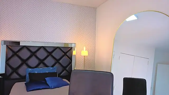 ryo light online show from October 2, 2025, 8:27 pm