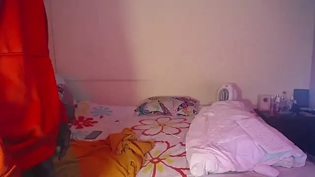 pink 7777 online show from October 24, 2025, 6:15 pm