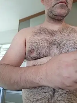 LeoMaduroSP online show from June 22, 2026, 1:52 pm
