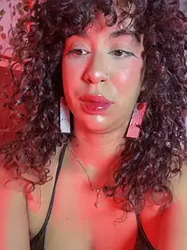 collins Daph online show from September 25, 2025, 3:16 pm