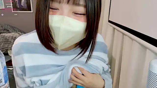 Snapshot of chii_chan_o0 chatting on January 13, 2026, 9:14 am chii chan o0 online show from January 13, 2026, 9:14 am