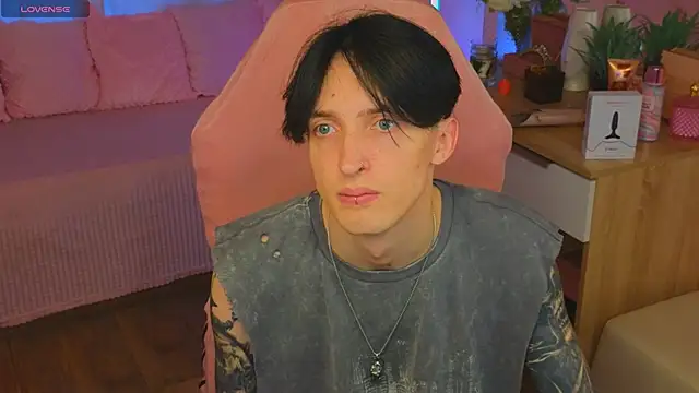 Martin Jin online show from September 18, 2025, 12:29 pm