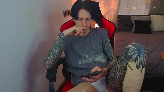 Martin Jin online show from April 16, 2026, 8:15 am