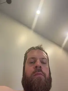 leGroGars online show from April 24, 2026, 6:43 pm