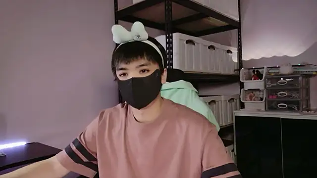 Snapshot of doggyman523 chatting on September 15, 2025, 3:23 pm doggyman523 online show from September 15, 2025, 3:23 pm