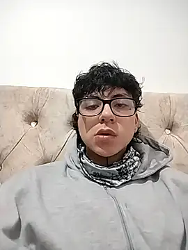 Diamond7707 online show from March 23, 2026, 9:52 pm