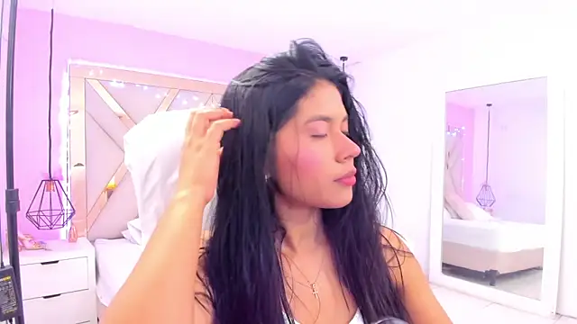 samantaa shy online show from March 27, 2026, 2:17 am