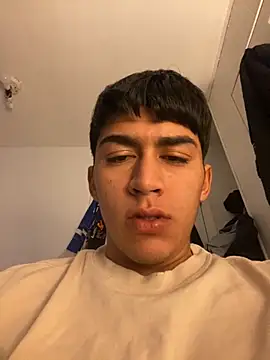 BadboyXXXMZ online show from February 1, 2026, 10:19 pm