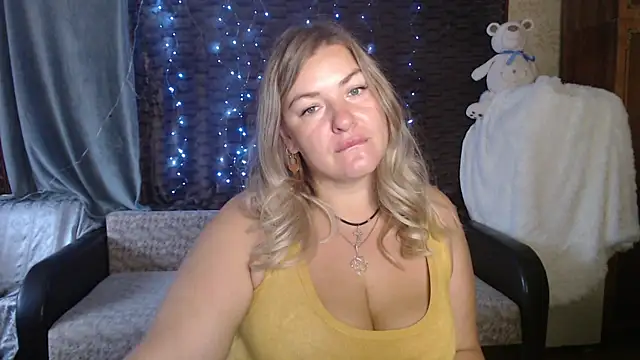 NikaSkylink online show from September 18, 2025, 3:30 am