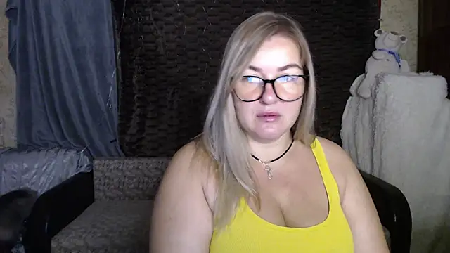 NikaSkylink online show from October 29, 2025, 3:20 am