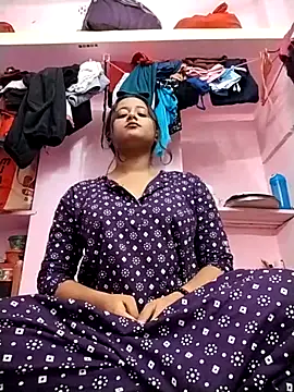 Snapshot of Fun__with__Prity chatting on October 30, 2025, 6:19 pm Fun  with  Prity online show from October 30, 2025, 6:19 pm