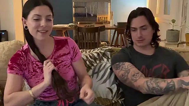 Airelle online show from March 13, 2026, 7:31 pm