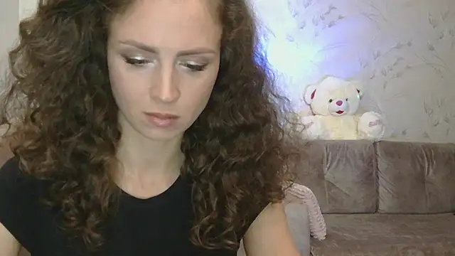 Amber Carrol online show from February 18, 2026, 2:46 pm