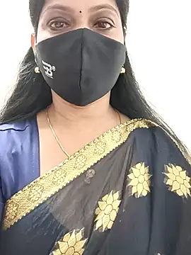 shivani27 online show from September 30, 2025, 4:45 pm