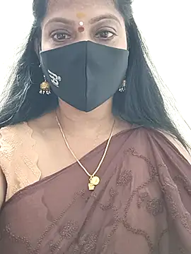 shivani27 online show from November 13, 2025, 5:56 pm