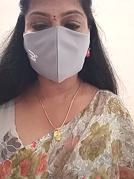 shivani27 online show from December 4, 2025, 12:25 pm