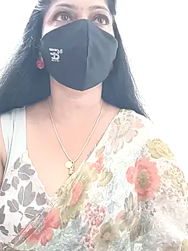 shivani27 online show from March 18, 2026, 7:11 am