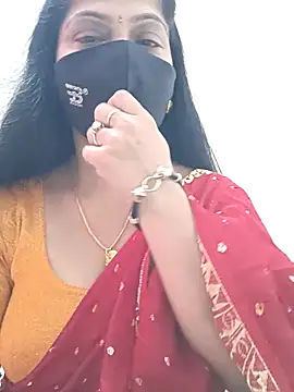 shivani27 online show from March 25, 2026, 10:10 am