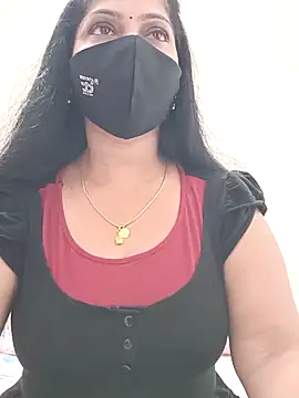 shivani27 online show from April 19, 2026, 7:29 am