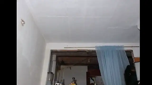 BebaFoxx online show from September 28, 2025, 4:23 pm