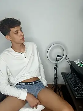 Allnei online show from October 5, 2025, 10:51 pm