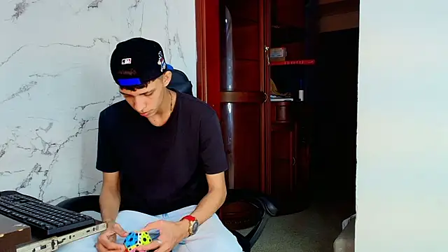 Allnei online show from March 13, 2026, 9:43 pm